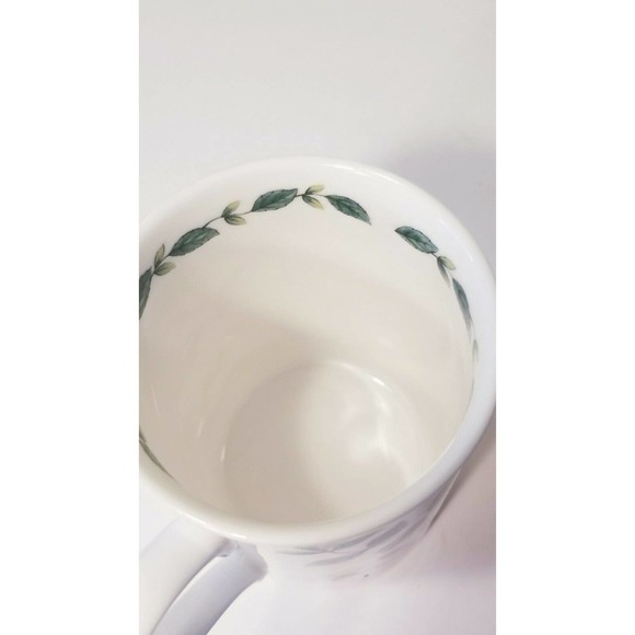 2 FINE BONE CHINA mugs MADE IN ENGLAND by Roy Kirkham and Crown Trend NR Mint - Picture 11 of 12